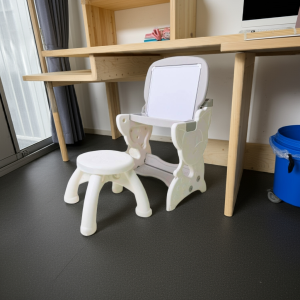 Escritorio para niños con Pizarra y Silla