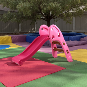Resbalín plegable para niños Rosado